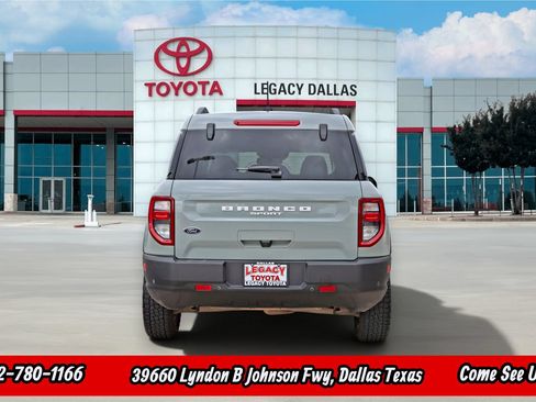 Used 2023 Ford Bronco Sport Outer Banks w/ Tech Package AWD/4WD image 8
