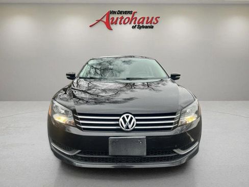 Used 2015 Volkswagen Passat 1.8T S image 2