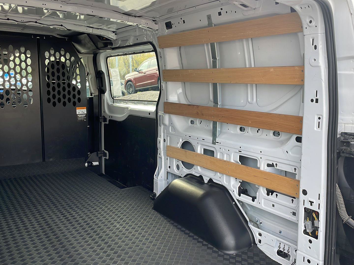 Used 2025 Ford Transit 250 Low Roof w/ Exterior Upgrade Package RWD image 25