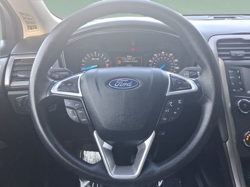 Used 2020 Ford Fusion S FWD image 19