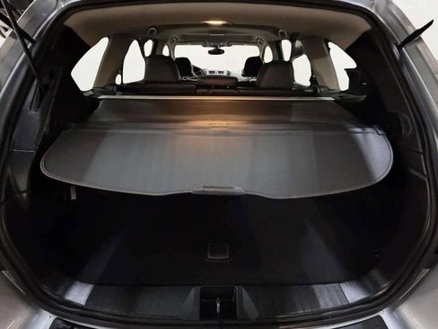 Used 2017 Subaru Outback 3.6R Limited image 7