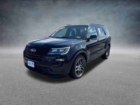 Used 2019 Ford Explorer Sport w/ Equipment Group 401A AWD/4WD image 2