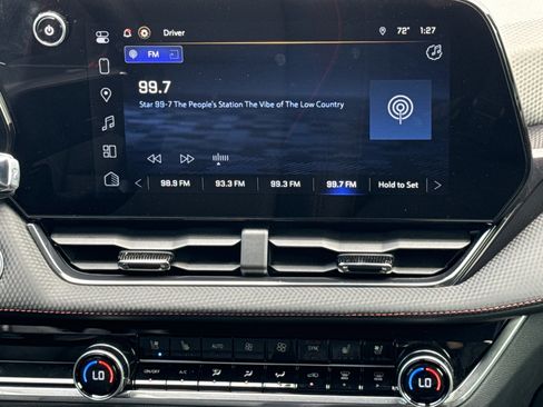 Used 2025 Chevrolet Equinox RS w/ Safety and Technology Package FWD image 23