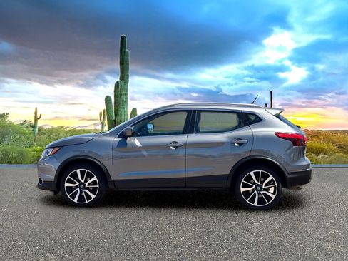 Used 2019 Nissan Rogue Sport SL w/ Premium Package AWD/4WD image 3