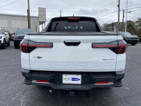 Certified 2023 Hyundai Santa Cruz Limited image 6