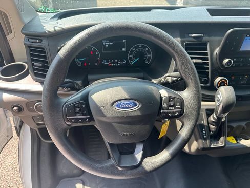 Used 2025 Ford Transit 250 Low Roof w/ Exterior Upgrade Package RWD image 13