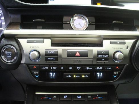 Used 2016 Lexus ES 350 FWD image 18