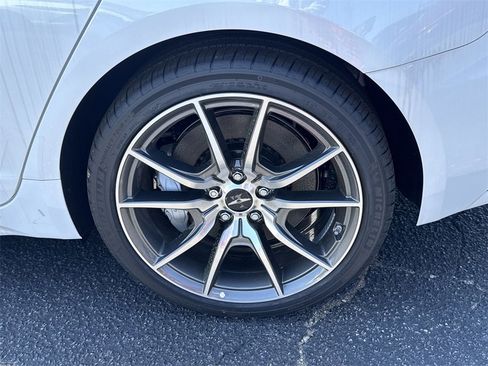 New 2025 Genesis G70 2.5T image 19