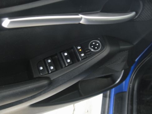 Used 2024 Kia Seltos LX image 9