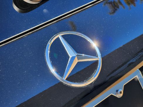 New 2026 Mercedes-Benz GLB 250 image 8