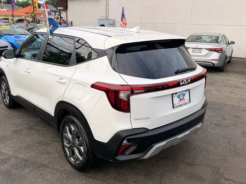 Used 2026 Kia Seltos LX AWD/4WD image 5
