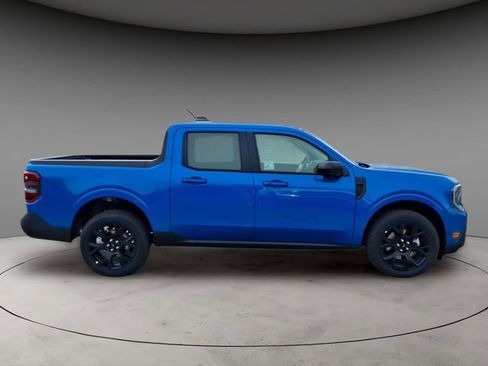 New 2026 Ford Maverick Lariat w/ Black Appearance Package image 10