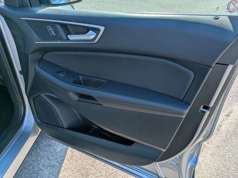 Used 2024 Ford Edge SEL image 29