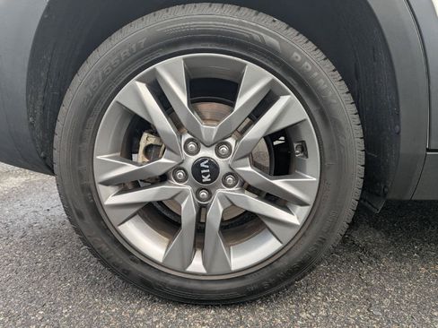 Used 2021 Kia Seltos S AWD/4WD image 12