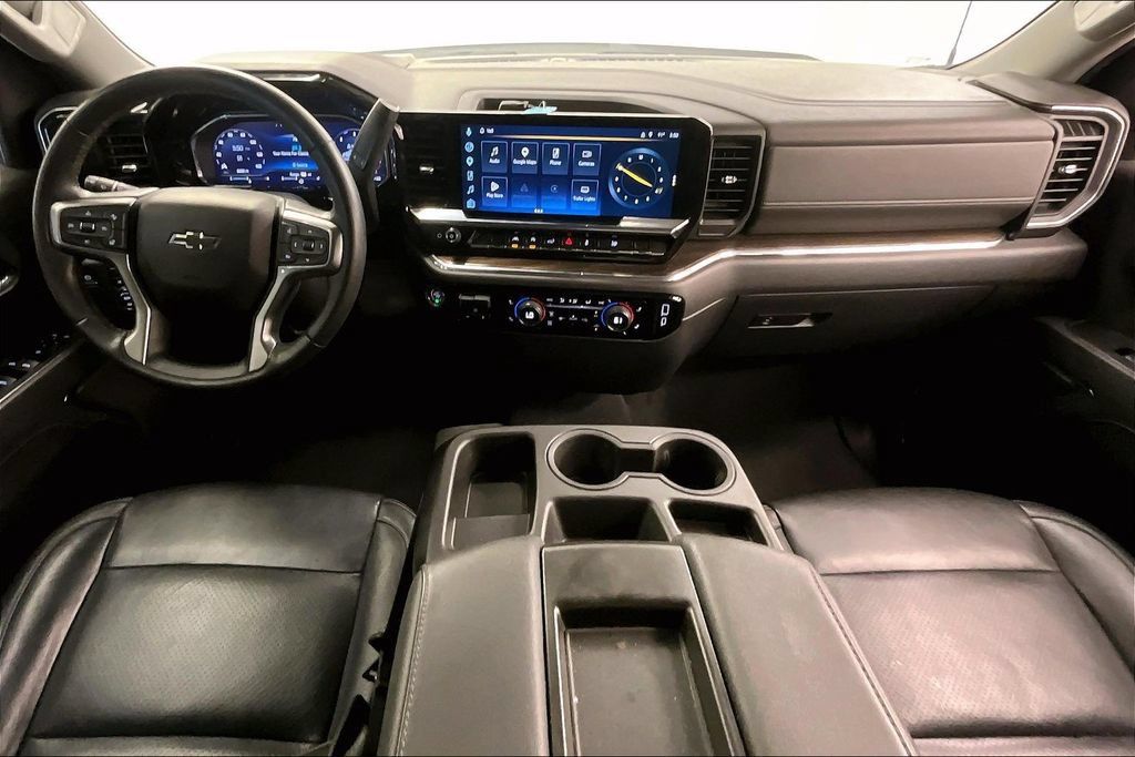 Used 2024 Chevrolet Silverado 1500 RST AWD/4WD image 14