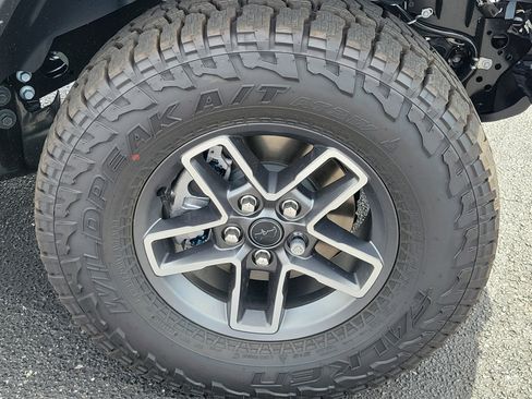 New 2026 Jeep Gladiator Mojave AWD/4WD image 8