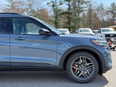 New 2026 Ford Explorer ST AWD/4WD image 2