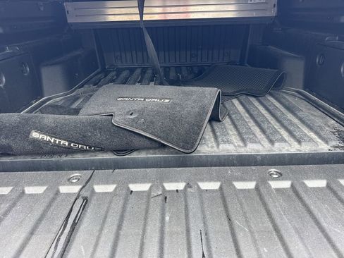 Used 2025 Hyundai Santa Cruz Limited image 18