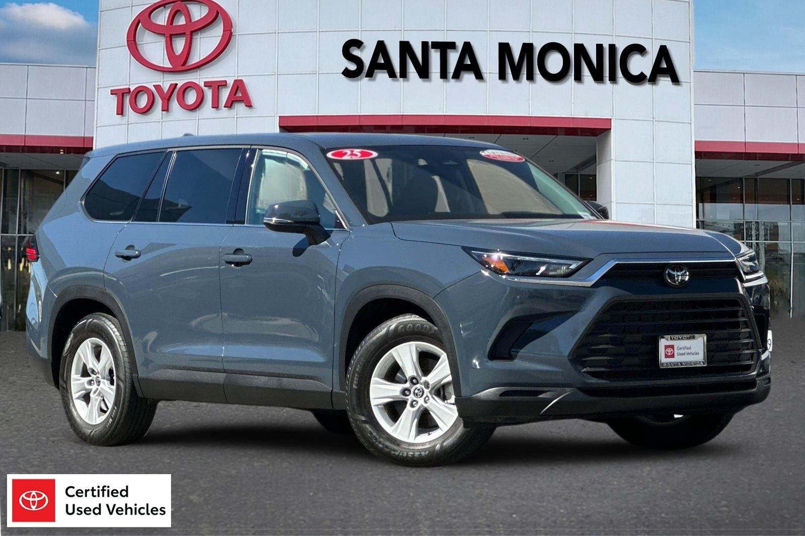 Certified 2025 Toyota Grand Highlander FWD image 1