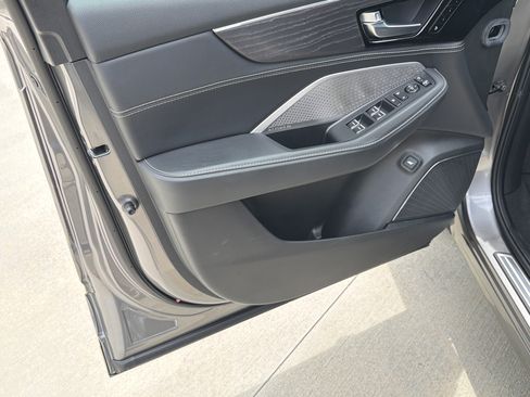 Certified 2024 Acura MDX SH-AWD w/ Advance Package image 14