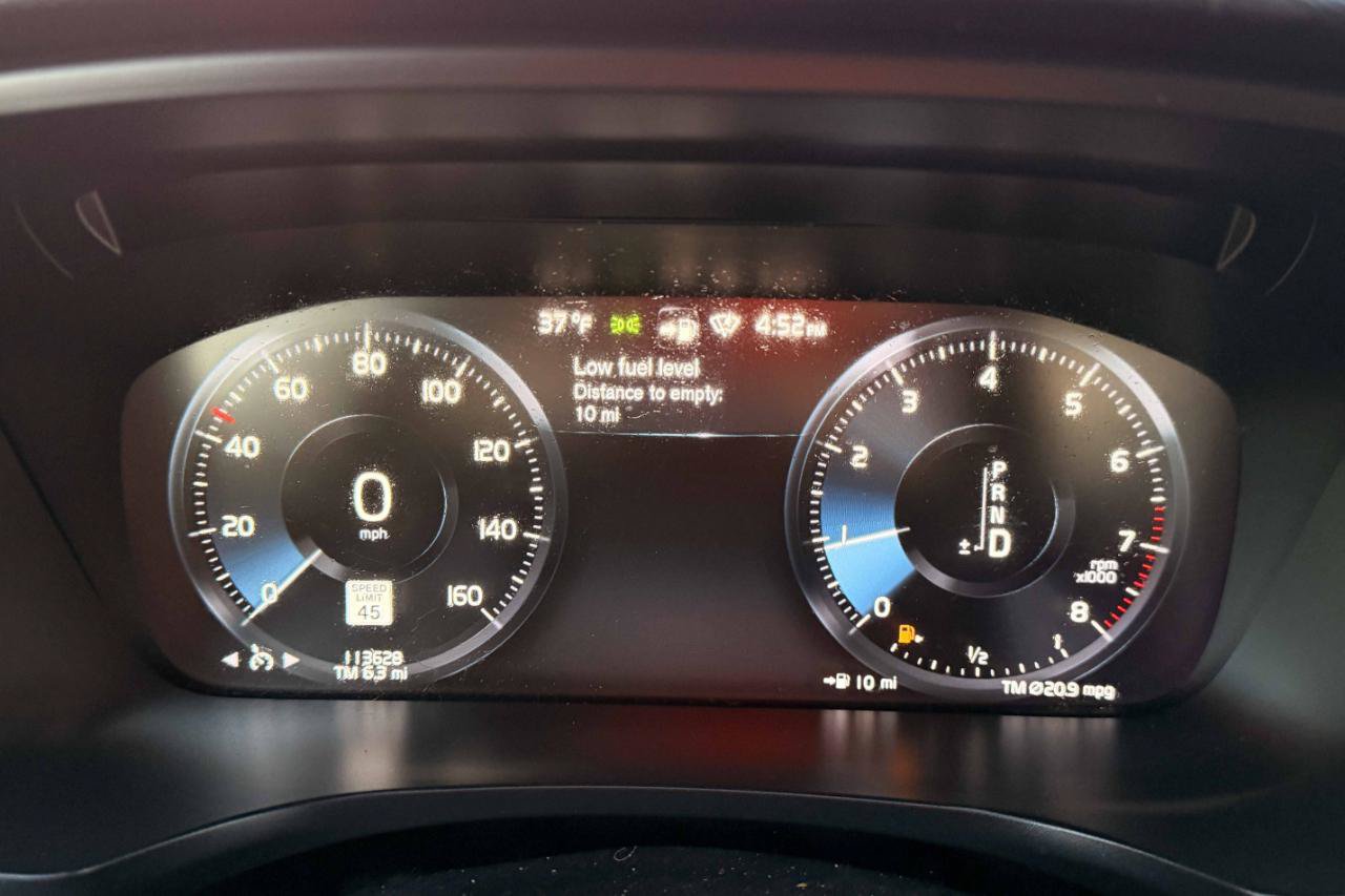 Used 2020 Volvo S60 T6 Momentum AWD/4WD image 19