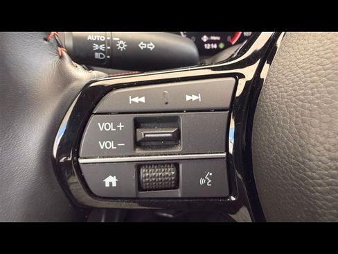 Certified 2026 Honda HR-V Sport image 27
