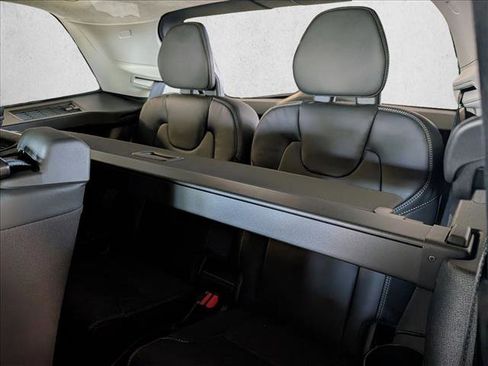 New 2026 Volvo XC90 T8 Ultra w/ Lounge Package AWD/4WD image 18
