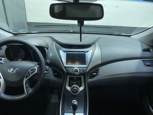 Used 2012 Hyundai Elantra Limited w/ Technology Pkg 5 FWD image 10