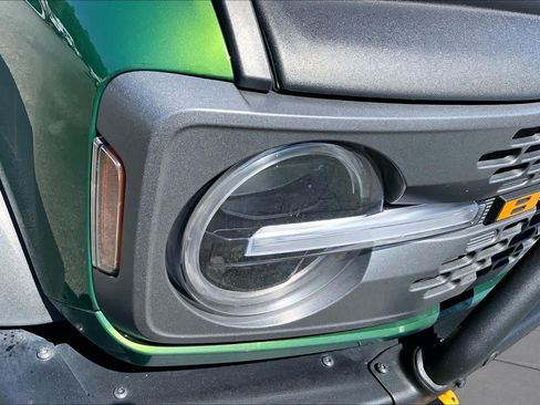 Used 2023 Ford Bronco Badlands AWD/4WD image 26