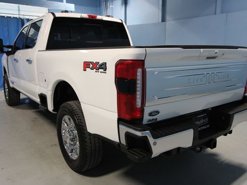 Used 2025 Ford F250 King Ranch w/ Chrome Package image 40