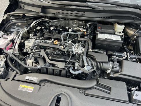Used 2025 Toyota Corolla LE image 35