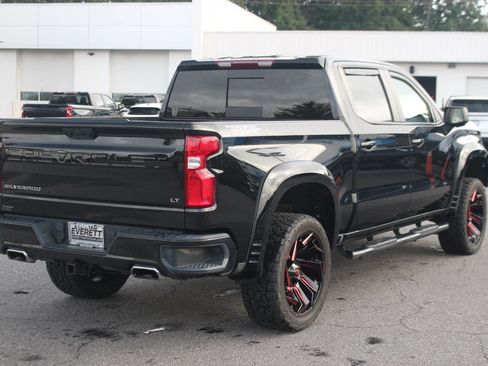 Used 2025 Chevrolet Silverado 1500 LT Trail Boss w/ Convenience Package II AWD/4WD image 7
