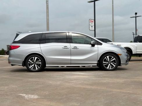 Used 2020 Honda Odyssey Elite image 8