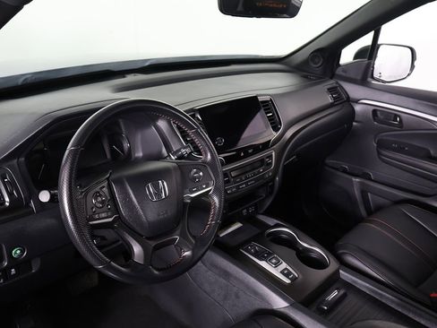 Used 2023 Honda Passport TrailSport image 29