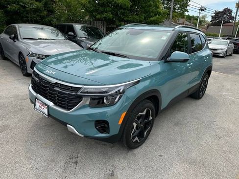 Used 2025 Kia Seltos EX w/ EX Sunroof Package FWD image 1
