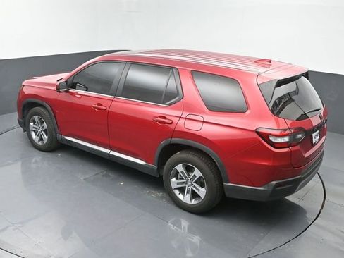 Used 2023 Honda Pilot EX-L image 31