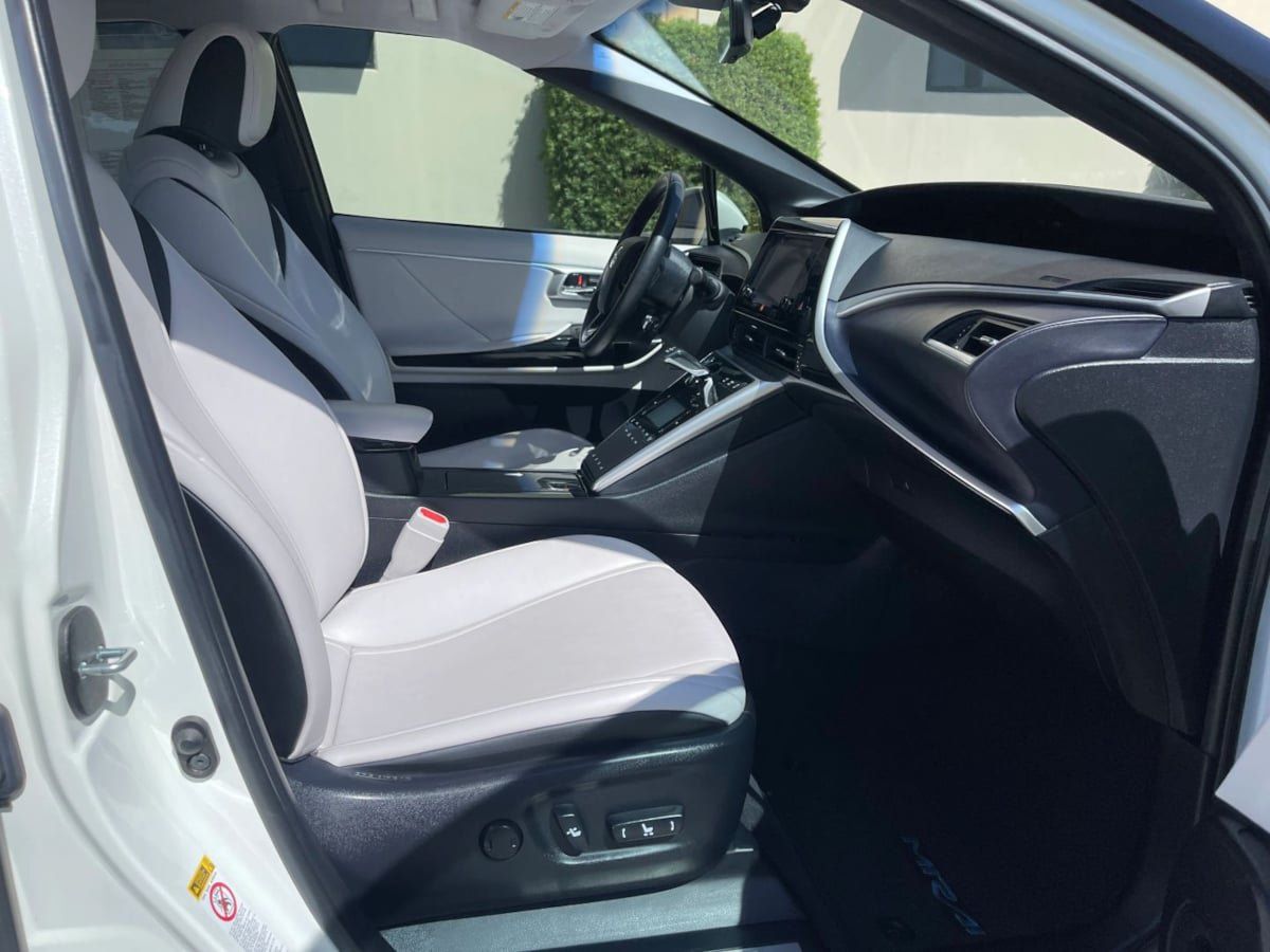 Used 2016 Toyota Mirai FWD image 27