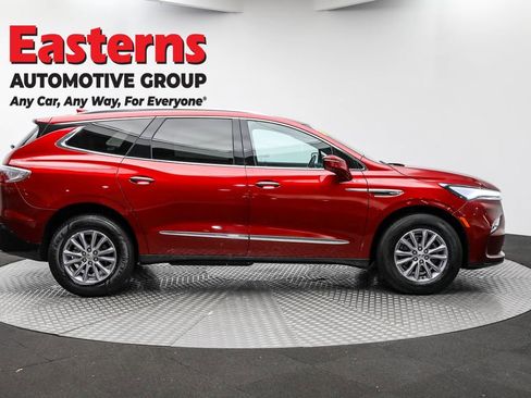 Used 2024 Buick Enclave Premium image 4