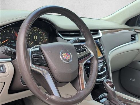 Used 2013 Cadillac XTS Platinum FWD image 11