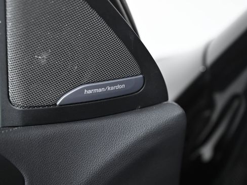 Used 2023 BMW X6 M50i w/ Executive Package image 28