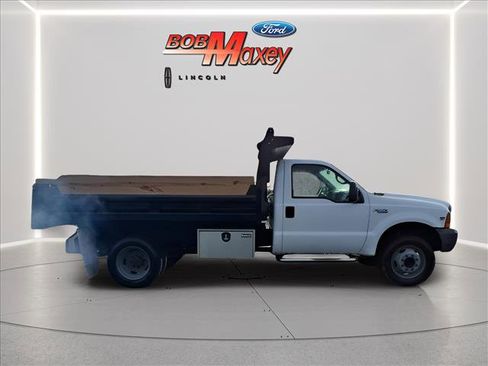 Used 1999 Ford F550 XL DRW image 4