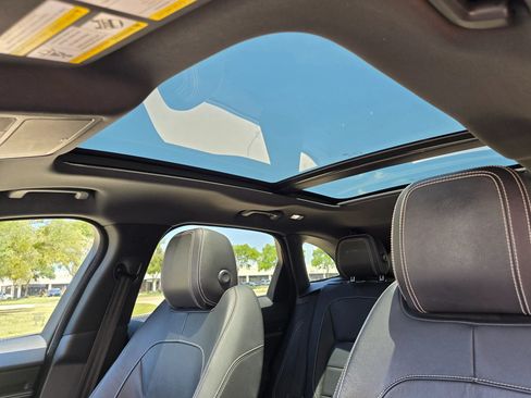 Used 2017 Jaguar F-PACE R-Sport AWD/4WD image 51