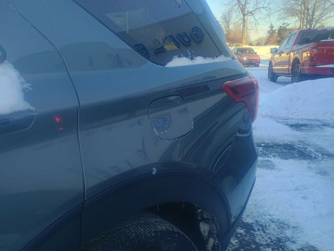 Used 2023 Ford Explorer ST w/ Equipment Group 401A image 6