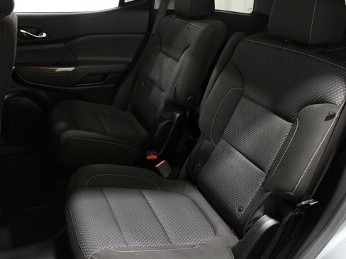 Used 2023 GMC Acadia SLE w/ Driver Convenience Package image 19