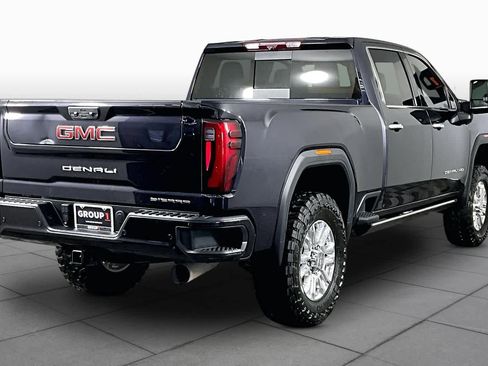 Used 2024 GMC Sierra 2500 Denali w/ Denali Reserve Package AWD/4WD image 13
