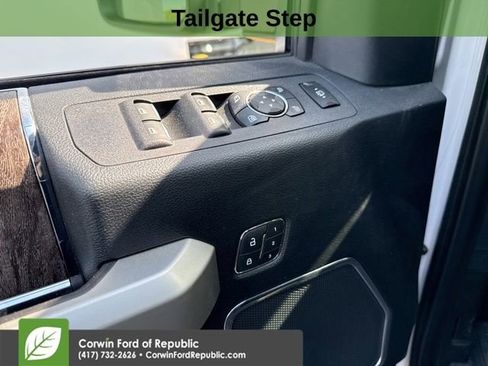 Used 2019 Ford F250 Lariat w/ Lariat Ultimate Package AWD/4WD image 11
