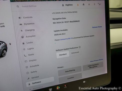 Used 2020 Tesla Model 3 Standard Range image 32