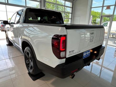Used 2021 Honda Ridgeline Black Edition image 10