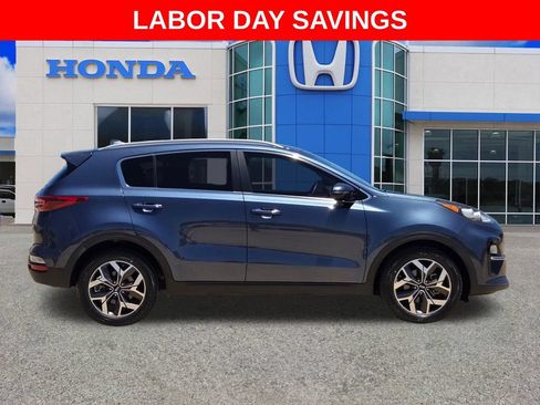 Used 2021 Kia Sportage EX FWD image 2