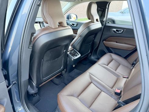 Used 2019 Volvo XC60 T5 Inscription image 36